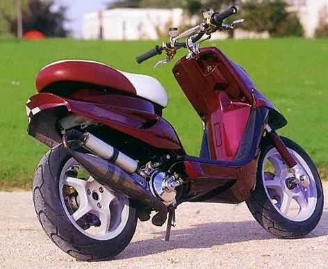 scooter-spirit-avec-moteur-nitro